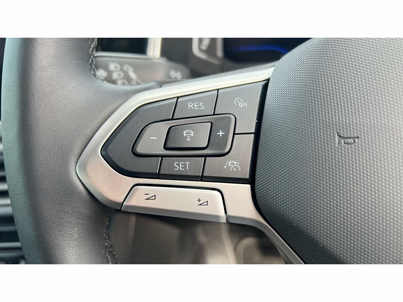 Volkswagen Polo R-Line 1.0 TSI 95PS 7-speed DSG 5 Door