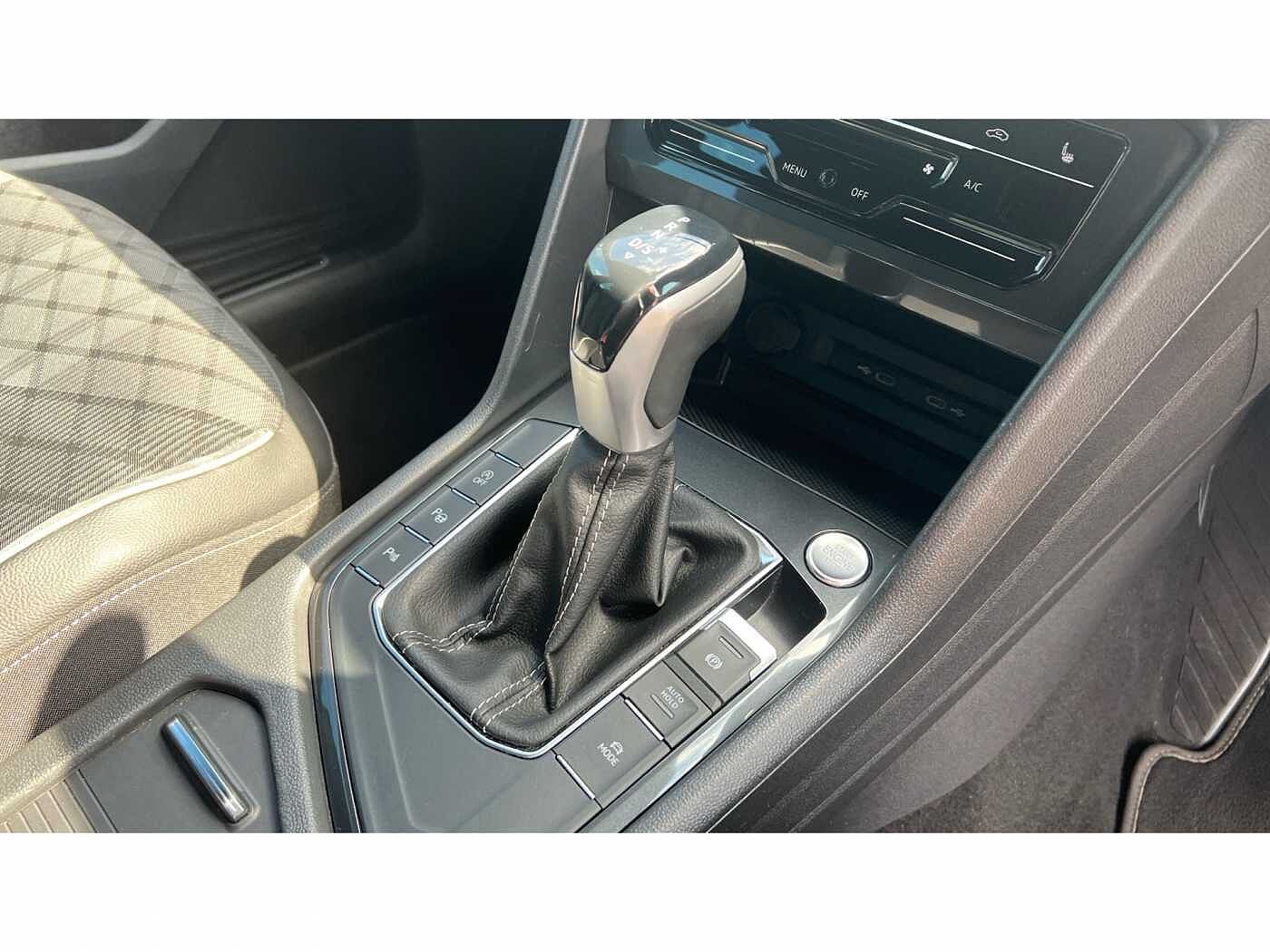 Volkswagen Tiguan 1.5 TSI (150ps) R-Line EVO DSG