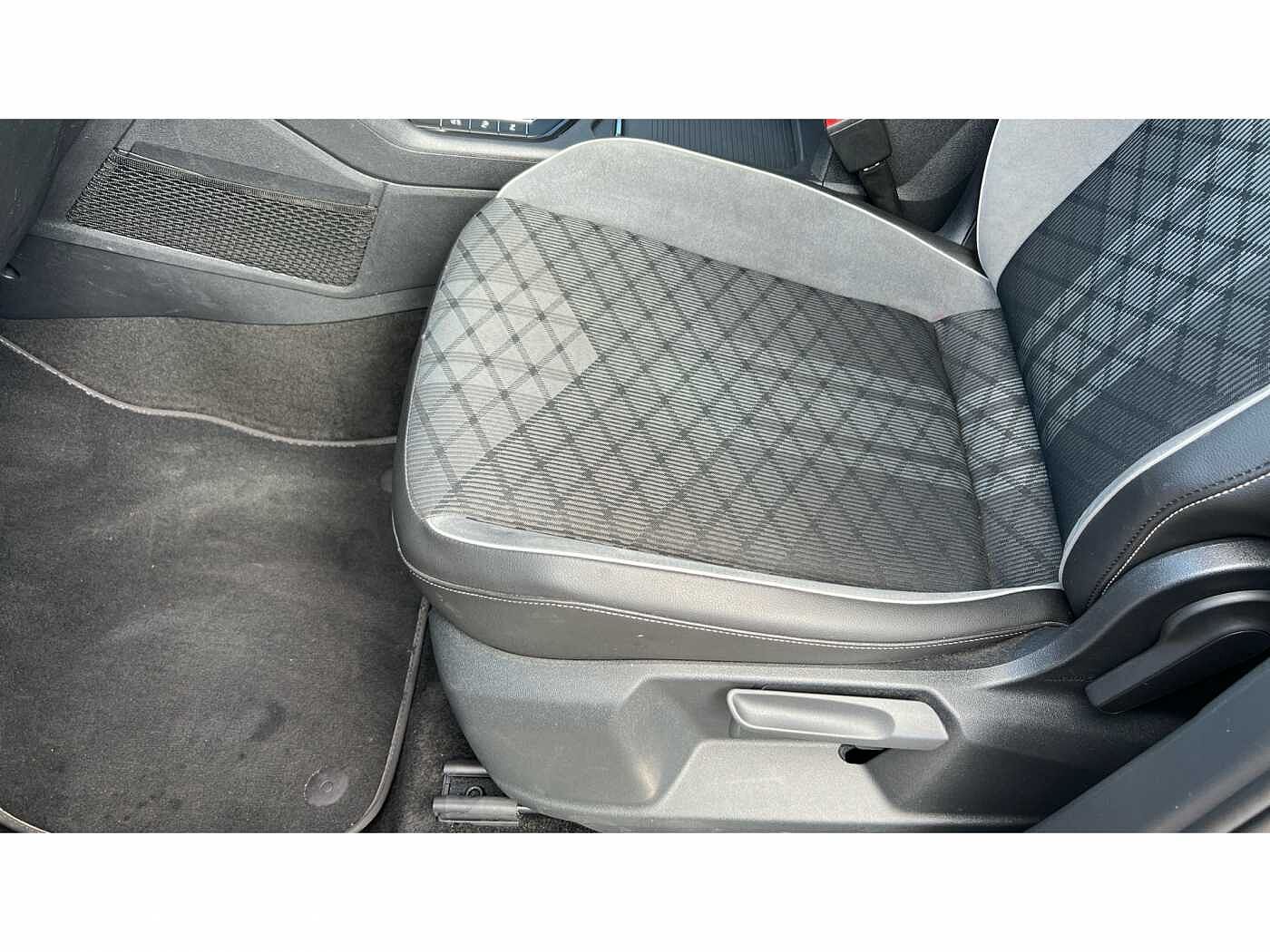 Volkswagen Tiguan 1.5 TSI (150ps) R-Line EVO DSG